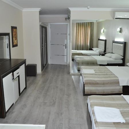 Konak Eurobest Otel อิซมีร์ ภายนอก รูปภาพ