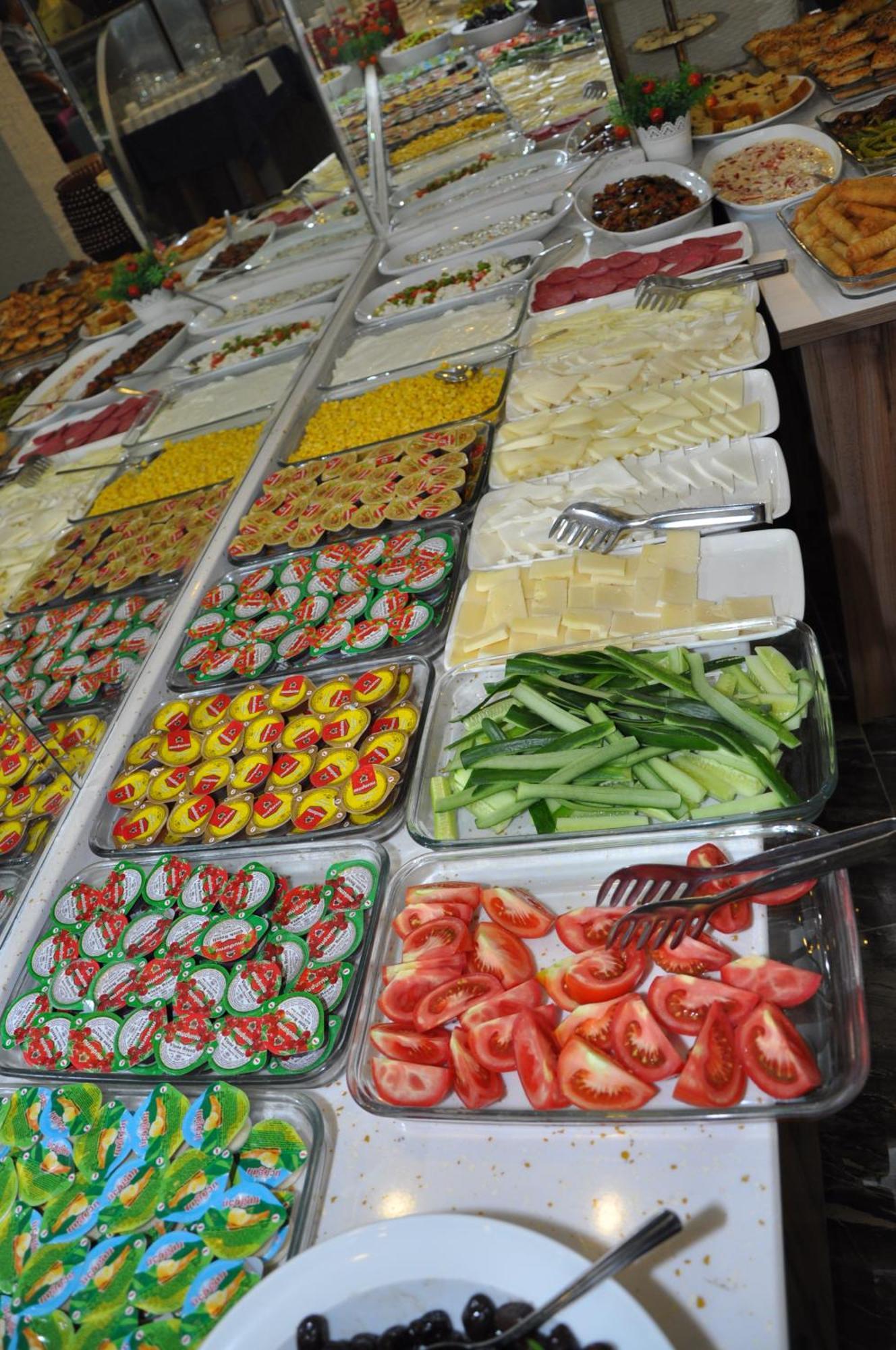 Konak Eurobest Otel อิซมีร์ ภายนอก รูปภาพ